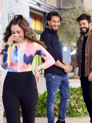 A post by @sunny_kalra55 on TikTok caption: What happn😃 #cute #epic #love #story #funny #couple #meme #couplegoals @🔥 Junaid Malik 🔥 @ladyboss 