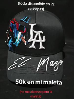 A post by @cesar.rgzz on TikTok caption: disponibles en ig:ca.capss 👈 #dandy #caps #gorras #ventas #viral #fyp #parati 