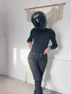 A post by @chaotic_vixenn on TikTok caption: My forever favourite casual riding gear brand 🤗 currently offering up to 55% discount for my followers exclusively - only until SUNDAY👀 code VIXEN • SHELL WW BLACK - armoured base layer, comes with shoulder and elbow protection. Back protector separately.  - made of BALISTEX - AA CE approved LORICA KEV - heavy duty waxed denim - Kevlar lining - A CE approved - Hip and knee armour • #motorcycle #bikergirl #biker #pandomoto