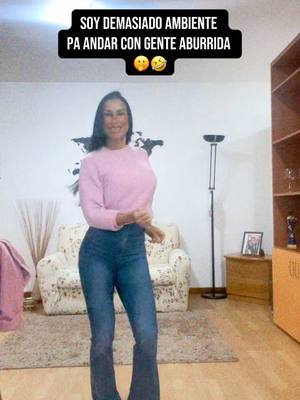 A post by @liz___9 on TikTok caption: 😆BAJALA QUE BAJALAA AHH #parati #fyp #humor #comedia 