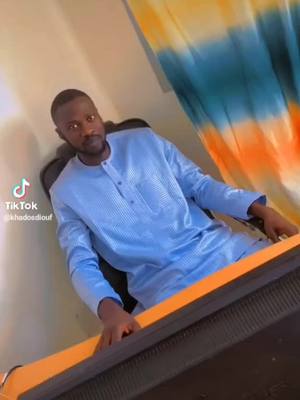 A post by @khados_diouf on TikTok caption: #pourtoi #pourmoi 