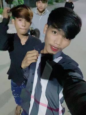 A post by @boy__sna on TikTok caption: O sl b men na baby #ចុមឆ្លាតម៉េះ🤣