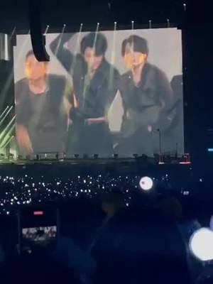 A post by @merryoon6j on TikTok caption: #jungkook #ခိုခို#ချစ်စရာကောင်းတာတစ်ခုပြမယ်🥺🎀 #fyppppppppppppppppppppppp #fyp #foryou #bts_official_bighit 