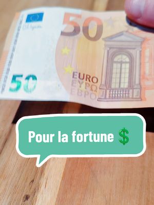 A post by @lessecretsdemerlin on TikTok caption: Rituel de la Fortune🪄 Voici une petite amulette qui avec beaucoup de positivité vous apportera la chance 🥰 #rituel #loidelattraction #abondance #positiveaffirmations #fortune 