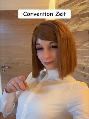 A post by @drlilx3 on TikTok caption: Jetzt gibts erst mal eine lange Convention pause bis zur LBM.. was ist deine erste Con die du 2025 besuchst? 😏 #jujutsukaisen #nobarakugisaki #jujutsukaisencosplay #nobaracospaly 