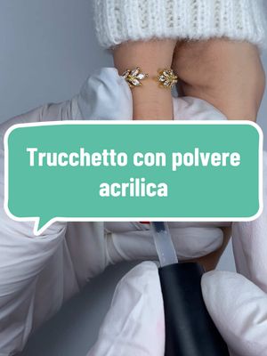 A post by @onicotecnicasincera on TikTok caption: Conoscevate questo “trucchetto”?❤️ #nailsmiki #onicotecnicasincera #tipunghie #effettomaglioncino #nailstutorial 