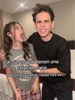 A post by @andreasevillaa on TikTok caption: Casi muero al final🥲 #parati #Novios #couple #comedia #humor #trending #Viral #fyp #cosasdeparejas #trend @Ulises RoLo 