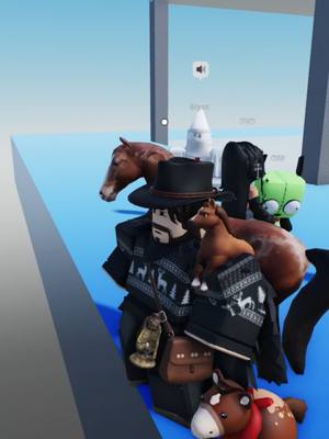 A post by @aowwie on TikTok caption: Unwrapped Early #roblox #robloxvc #robloxvoicechat #micup #micuproblox #aohiandfriends