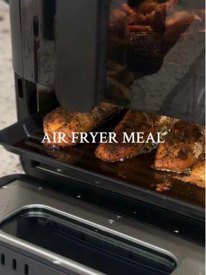 A post by @theashlynedith on TikTok caption: Midea Air Fryer, made my. Whole meal tonight all at once .   #airfryer #airfryerrecipes #KitchenHacks #Mideaairfryer #fyp #Foodie #Christmasgift #Christmas ##HealthyHolidayCooking #CookingHacks