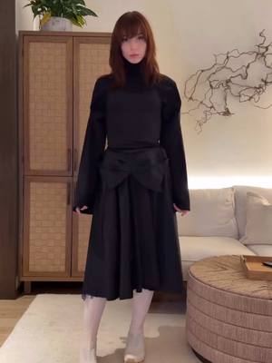A post by @ickee on TikTok caption: I went 2 a Margiela event last night 👹♥️✨💞💞