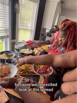 A post by @prettyfatgrlgangofficial on TikTok caption: Why yall ain’t tell me personal chefs be hitting like this??!?😳 @Chef Hudson 👨‍🍳was worth every penny, and then some. FatGrl APPROVED✅ for sure👌🏾💪🏾 He’s a traveling chef, so don’t limit yourself thinking you’re out of reach. Treat yourself and DM this culinary genius for your next big event or intimate setting.