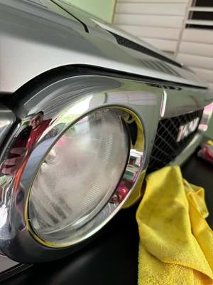 A post by @fj_shampoo on TikTok caption: #detail #foryou #fjcruiser #detailer 