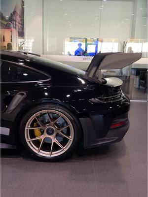 A post by @ny_supercars on TikTok caption: #porsche #gt3rs #fyp 