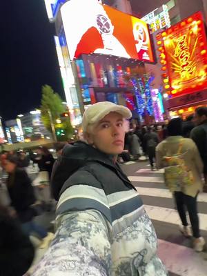 A post by @evtushenko_dima on TikTok caption: Лайк, если бы хотел побывать в Японии 🇯🇵