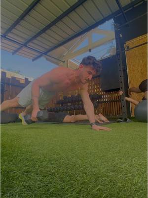 A post by @anthonyammirati on TikTok caption: Petit aperçu de ma seance de ce matin :) 