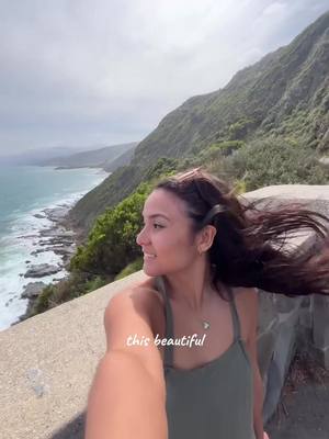 A post by @veganyzzy on TikTok caption: Traveling through Australia’s Great Ocean Road with @autopiatours 🚐🇦🇺 #travel #australia #greatoceanroad #australia🇦🇺 #traveltok 