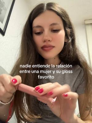 A post by @mon61299 on TikTok caption: te amo toast de rhode y fucsia flex de fenty #fyp #girls #entiendelaputavibra 