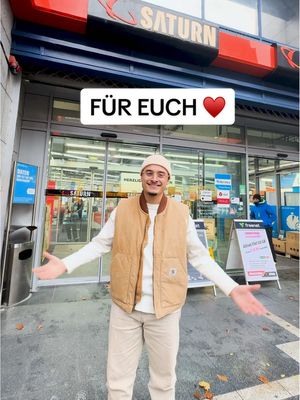 A post by @ninogashi on TikTok caption: Für Euch ! ♥️ | IG: NinoGashi  #fürdich #fyy #liebe #geschenk #christmas  #viral 