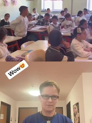 A post by @bolli1977 on TikTok caption: #Duett mit @Natiajaxia10 #foryoupage #fürdich #schule #schüler #lehrerin #❤️ 