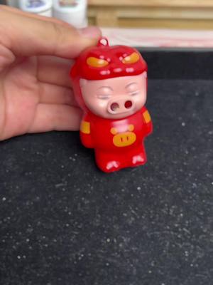 A post by @luckylighterus1 on TikTok caption: #lighter #piggy 