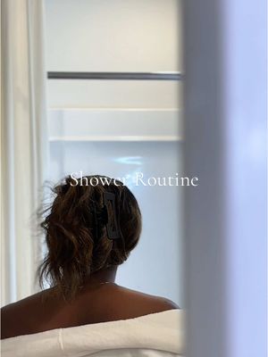 A post by @theashlynedith on TikTok caption: shower routine #showertok  #showerroutine 