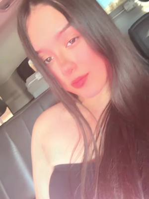 A post by @daryycastaneda3 on TikTok caption: #yailinlamasviral #yailin #parat #foryo 🤭