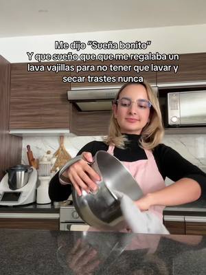 A post by @paola.espinozaa on TikTok caption: Se vale soñar 🥲 #lavaplatos #lavavajilla #lavartrastes 