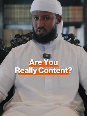 A post by @_searchingsouls on TikTok caption: Are you content with your life? @bahdon.r  . . Follow @_searchingsouls for more Islamic reminders ! . . . #islamicreminder #islamicreminders #islamic #islam #muslim #quran#makkah #medinah #saudiarabia #umrah#madinah