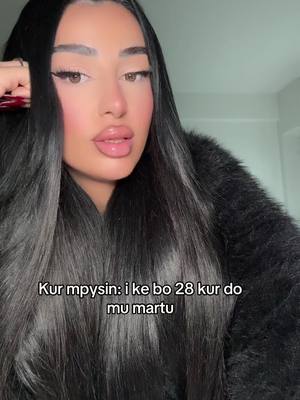 A post by @gressaqorraj on TikTok caption: #fürdich #fyp #foryoupage #albaniangirl🇦🇱 