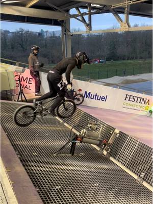 A post by @72bmx_matt on TikTok caption: Craking gate 47/16 🕺 #bmxracing #bmx #bmxrace #gates 