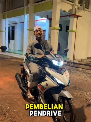 A post by @ustazwadiannuarofficial on TikTok caption: 1 HARI LAGI! Jangan lepaskan peluang untuk menangi sebuah motor Yamaha 135LC sempena jualan mega akhir tahun yang akan berakhir pada 12 Disember 2024. Dijemput semua untuk bersama Ustaz Wadi Annuar dalam live pada jam 9.30 malam ini. Bagi yang belum mendapatkan Pendrive Eksklusif UWA, dapatkan segera di UWA store #ustazwadiannuar #pendriveuwa 