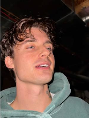 A post by @weeklychris on TikTok