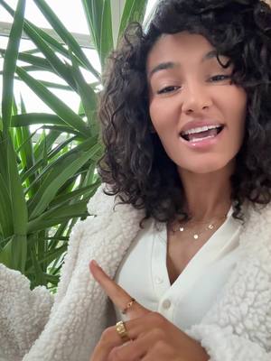 A post by @arbrita.a on TikTok caption: Prit Prit Prit💕 #fyp #fypage #fyppppppppppppppppppppppp #fypp #bestsongs #music #feeling #tiktokmusic #fyy #fürdich @Dafina Zeqiri 