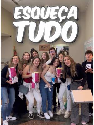 A post by @gabrielanerym on TikTok caption: Você escolheria R$200 ou abrir a maleta?😎 Comenta aqui👇🏼 ASSISTE ATÉ O FINAL PRIMEIRA VEZ QUE ACONTECEU ISSO😳😳 MDS! Qual cidade eu devo ir???