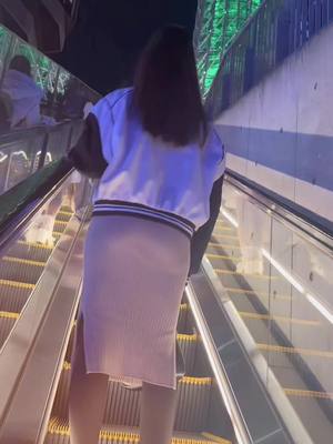 A post by @khinthantzinaung2 on TikTok caption: #CapCut #tokyoskytree #tiktoknews 🫶🇯🇵🇲🇲