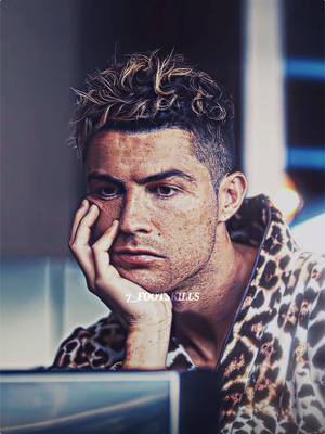 A post by @7_footskills on TikTok caption: Ronaldo noodle hair 🤩🐐 #cristianoronaldo #ronaldo #manchesterunited #cr7 #fyp 