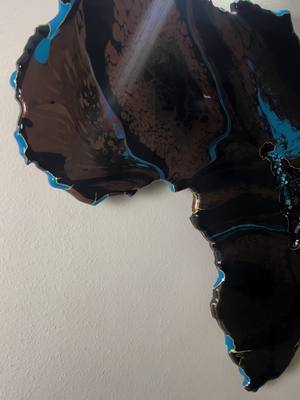 A post by @mauricerobinson on TikTok caption: 🙏🏿❤️ #AbstractArtist #creative #divine #TOPREELS #blackart #artgallery #handcrafted #viralvideochallenge #epoxyresin #viral #woodworks #artistic #artlover #chosen #homedecor #spraypaint #KING #creative #acrylicpainting @highlight @followers #messagemefordetails