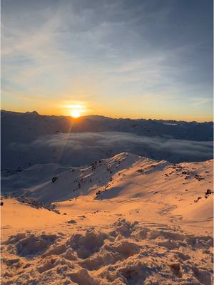 A post by @antoinec58 on TikTok caption: #ski #valthorens #snow #neige #frends #sun @Adrien @Pedrolito 