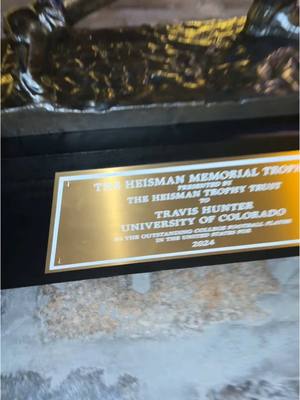 A post by @_travishunter on TikTok caption: NYC🗽#heismantrophy #travishunter #fypシ゚viral #footballtiktok 