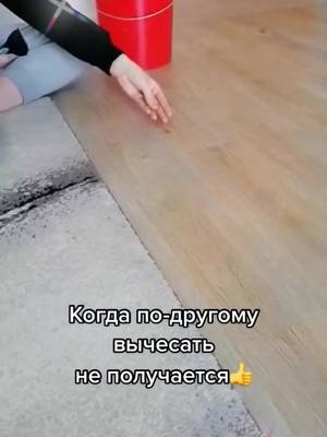 A post by @lililav19 on TikTok caption: #британец #красавецмужчина 