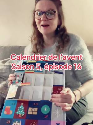 A post by @madameclairon on TikTok caption: Calendrier de l’avent: saison 5, épisode 16. « Un peu de douceur ». #calendrierdelavent #calendrier #noel #chat #bébé #humour #petitdejeuner #noisette #pateatartiner @HyperU.Guichen 