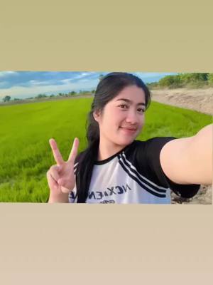 A post by @ounny8418 on TikTok caption: ខ្ញុំពិតជាហត់ណាស់...😔