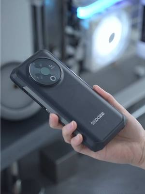 A post by @bbbigdeer on TikTok caption: It’s a great idea to add thermal imaging to your phone, especially for people who like outdoor adventures, so who else would want to use it?#doogee#doogeeFire6#ruggedphone @DOOGEEOfficialStore 