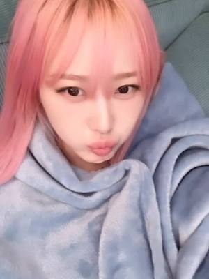 A post by @aespa_official on TikTok caption: 𝑨𝒏𝒈𝒆𝒍𝒔 𝒉𝒂𝒗𝒆 𝒑𝒊𝒏𝒌 𝒉𝒂𝒊𝒓 💓💓 #aespa #æspa #에스파 #GISELLE #지젤