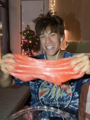 A post by @axelwebber on TikTok caption: this is my stress free life hack #Elmerspartner @Elmers #elmers #slime #slimehealsall