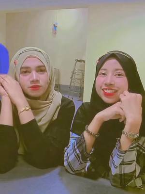 A post by @swarhaymar09 on TikTok caption: hee dosti ငါတို့မခွဲကြဘူးနော် yee ye ye😜🤗#trending #tiktokuni #tiktokking #ရောက်ချင်တဲ့နေရာရောက်စမ်း🙂 @🌟Shar lay🌟 