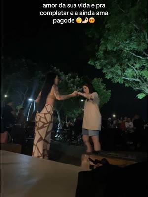 A post by @byschaih on TikTok caption: Minha noiva linda  #fyy #for #foryou #casal #pagode #casallgbt 