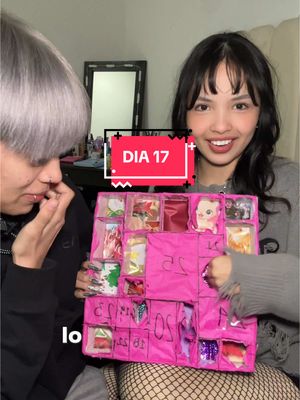 A post by @daddydarkss on TikTok caption: Respuesta a @B.r.e.n.d.a LE HICE UN CALENDARIO DE ADVIENTO A MI NOVIA👩🏼‍❤️‍💋‍👩🏻 Día 17. ¿Quieren ver más partes?