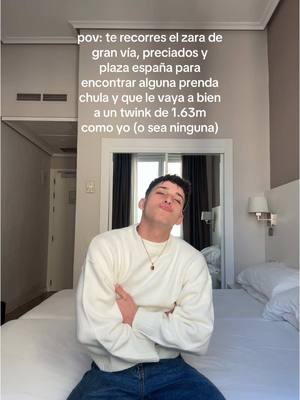 A post by @cammarroig on TikTok caption: por favor necesitamos prendas xs y xxs 🙄