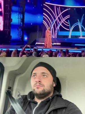 A post by @vaneapaduret on TikTok caption: #duet cu @Алексей.leon #куртукова 